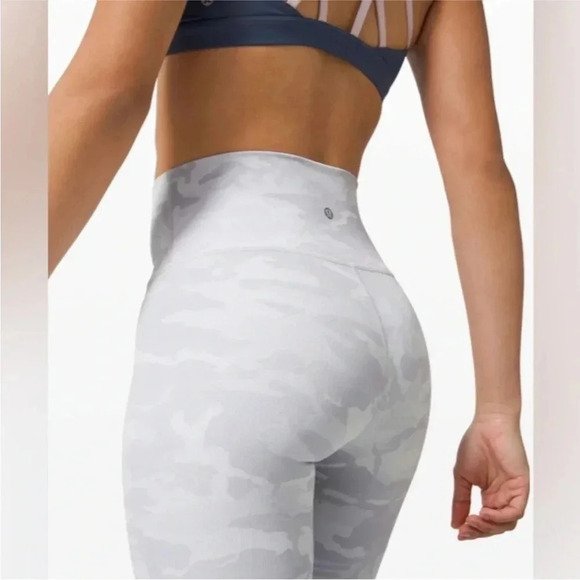 Lululemon Wunder Under High-Rise Tight 25" *Luxtreme
Incognito Camo W5CQUS - Picture 5 of 12